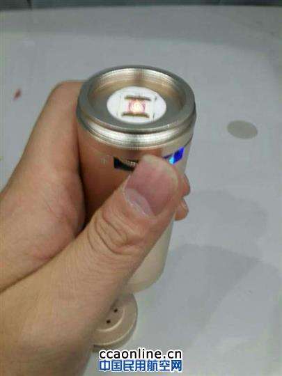 阿克苏机场安检站查出新型点烟器