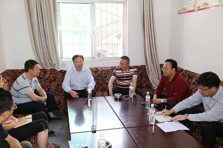 初心锦绣成航 砥砺前行载梦飞翔 --成都航空圆