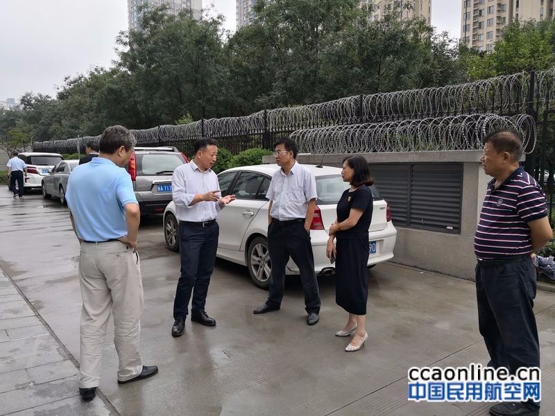 西北空管局领导深入施工一线检查综合业务用房工程