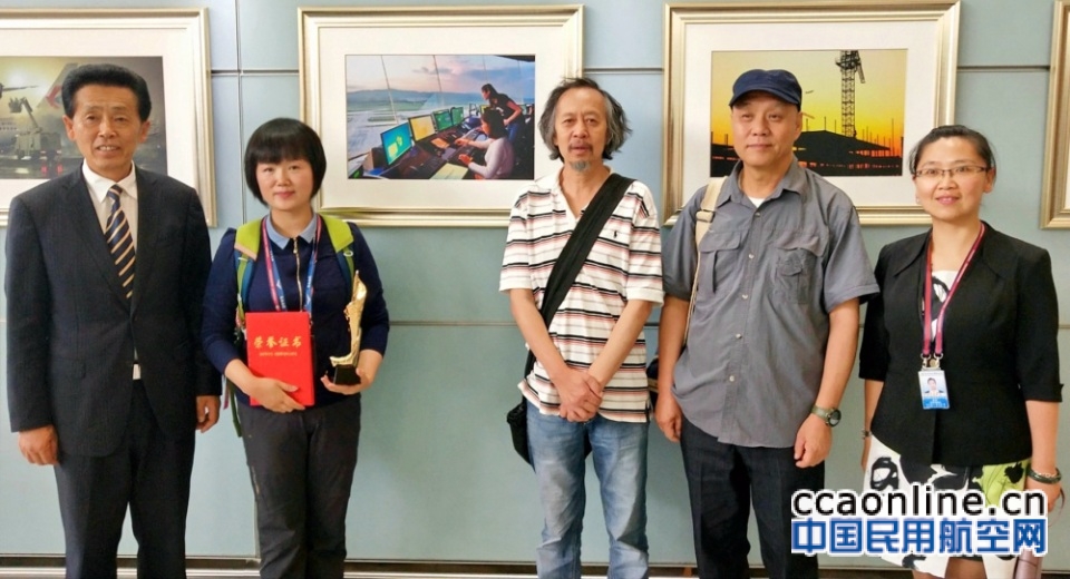 云南空管分局参加“长水转场六周年机场职工书画摄影展”并获奖