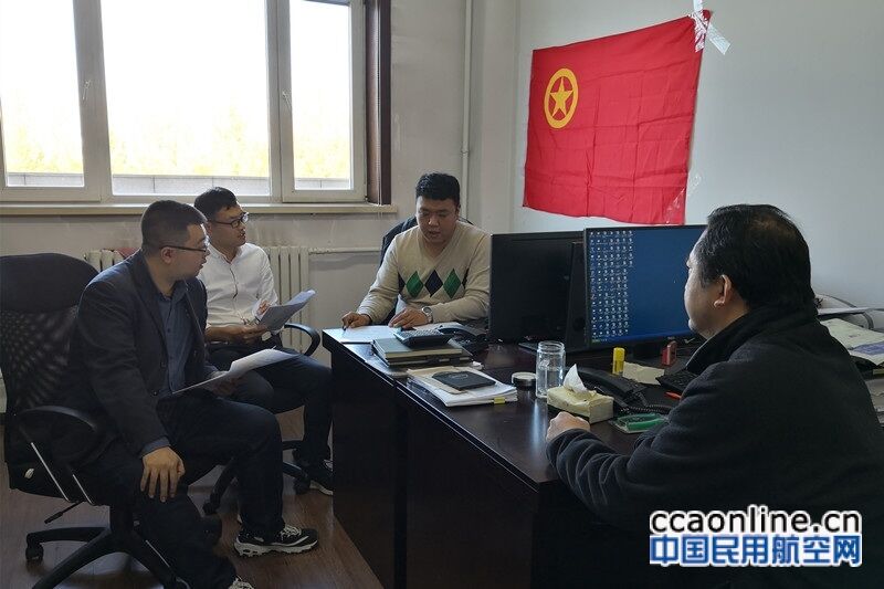 向英雄学习 做平凡工作