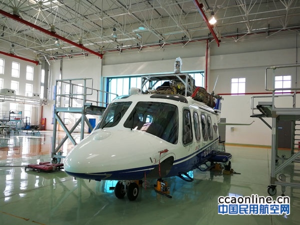 CAH圆满完成北京警航一架AW139型直升机1200小时定检维护工作