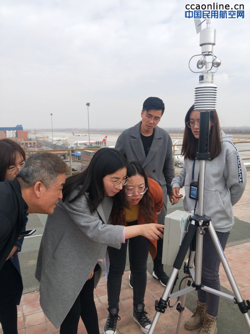 甘肃空管分局实施新修订HUD运行机场特殊天气报告标准