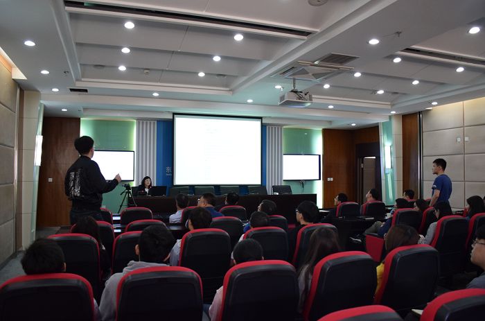 知识共享  加强交流--黑龙江空管分局技术保障部举办公开课
