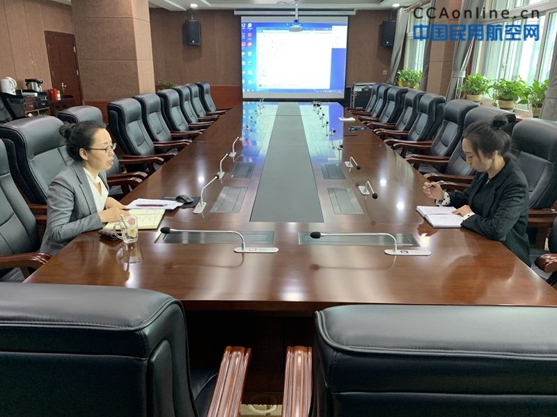 青海空管分局机关第一党支部组织开展2019年第9次中心组学习