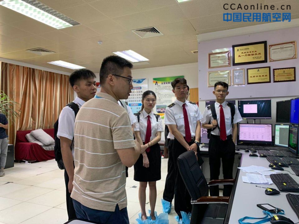 中国民航大学实习生赴海南空管分局技术保障部学习