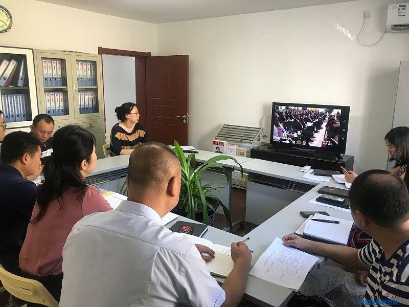 大连空管站后勤服务中心召开主题教育中心组（扩大）学习会