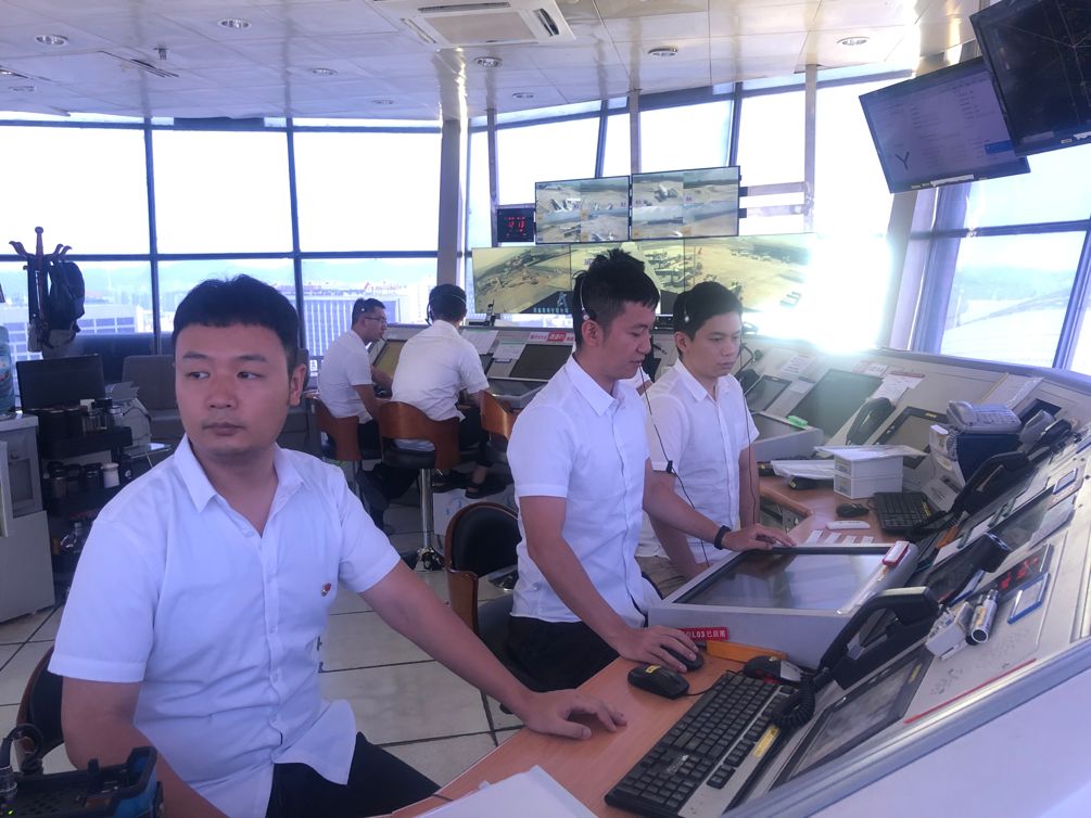 贵州空管分局圆满应对台风影响解决航空器临时停放问题