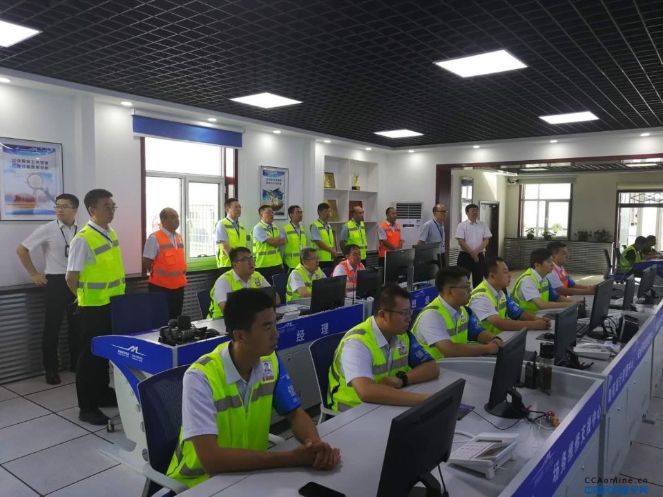 河南省机场集团赴乌机场飞行区管理部交流学习