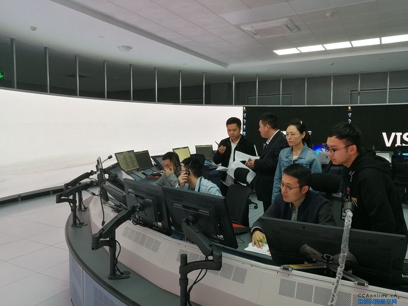 重庆空管分局管制部组织参与低能见度程序演练