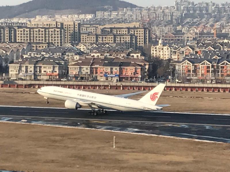 深圳空管做好“两会”航班保障