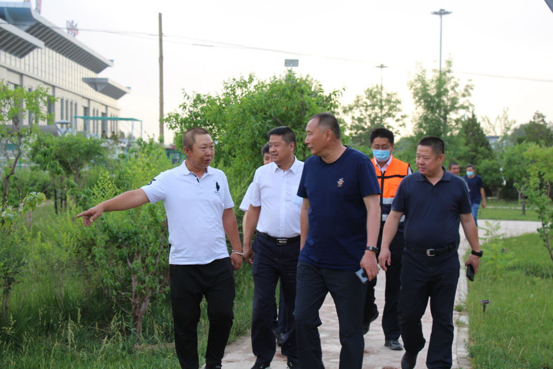 新疆机场集团党委书记,董事长张军一行前往和田机场开展工作调研 –