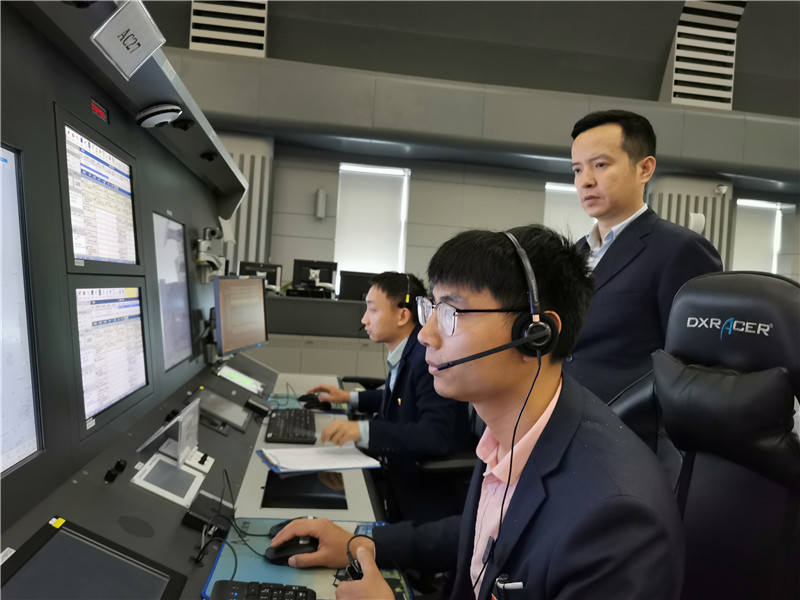 新扇区 新布局 新展望——重庆空管分局区域管制室开启4扇运行