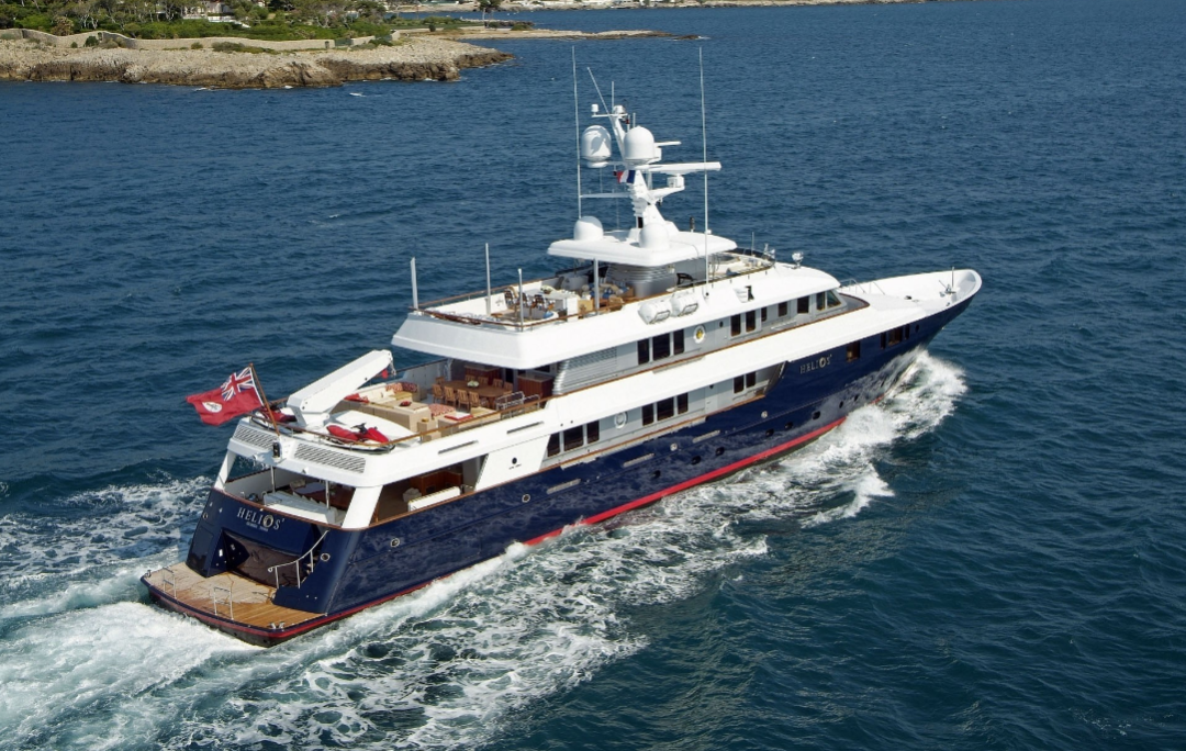 NASA载人龙飞船将升空 细数9艘太空主题超级游艇