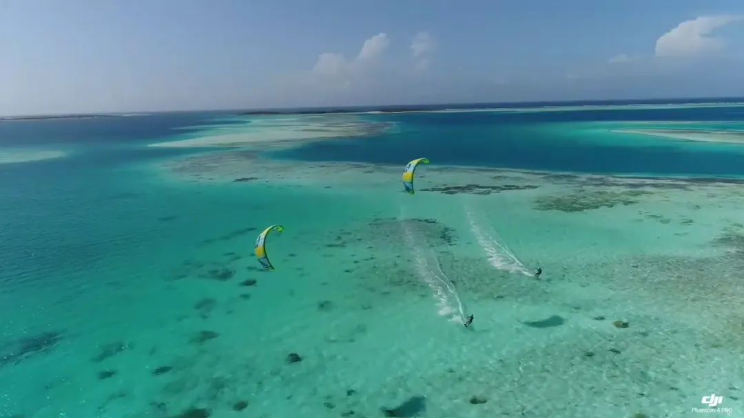 委内瑞拉 Los Roques - 风筝冲浪者的天堂