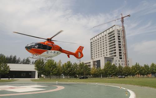 河南宏力医院购三架直升机接重症患者 谁买单？