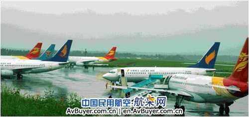 麗江機場上半年旅客吞吐量突破百萬大關(guān)