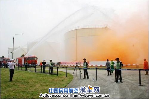 深圳机场举行危险化学品事故应急演练