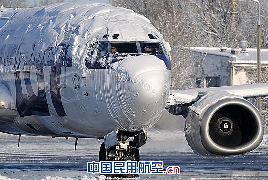 华东局紧急部署雨雪天气航空安全及保障工作