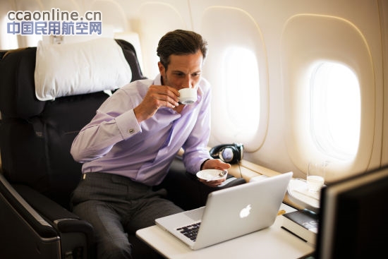 汉莎航空2016年起为中短途航班提供上网服务