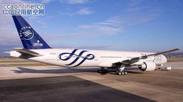 南航全新一架波音777-300ER飞机投入商业运行