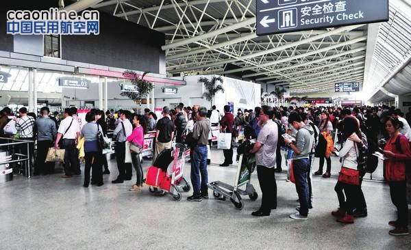 “十二五”期间中国民航安全运送旅客18亿人次