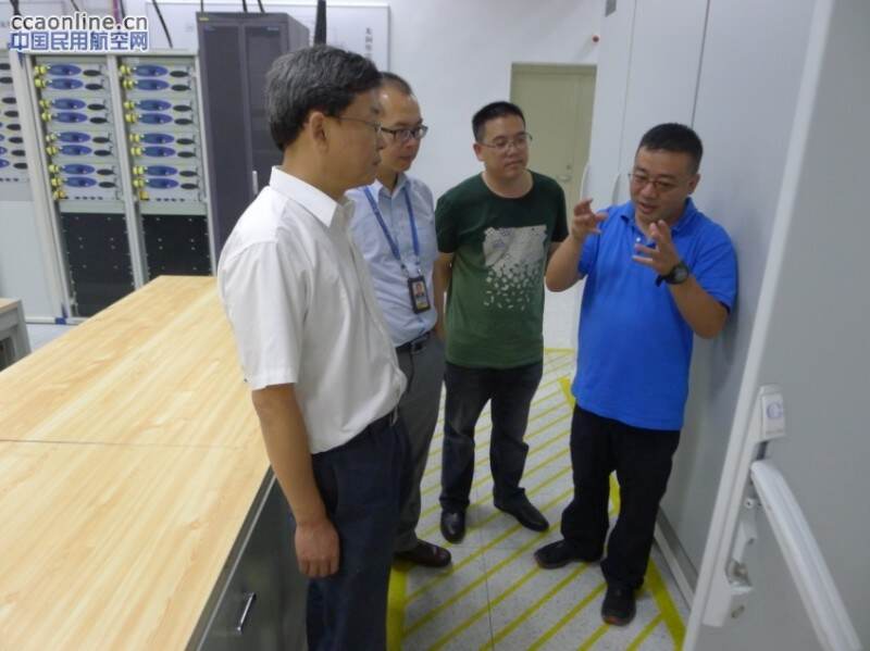 西南空管局李小鹏副局长到贵州空管分局现场查看新雷达项目建设及设备运行情况