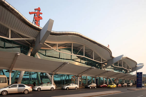 重庆机场综合交通枢纽商业场地资源招租公告