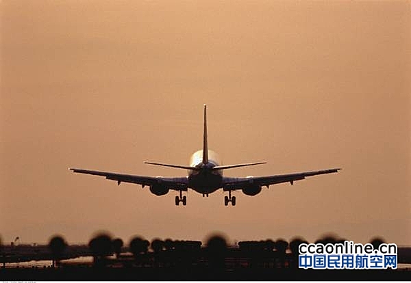 多家机场、航空公司因放行率低，遭民航局处罚
