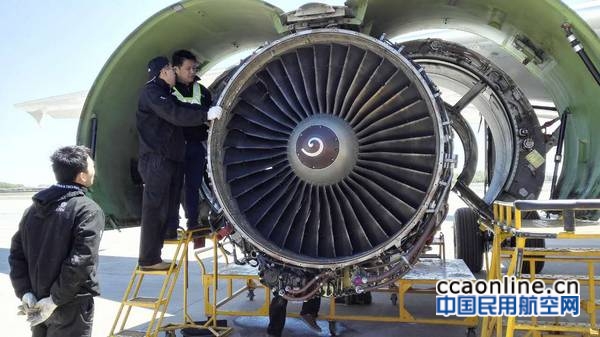 飞机维修部顺利完成B-6756飞机哈尔滨应急换发