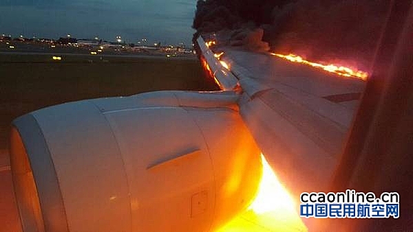 新加坡航空一架B777发动机突然起火，无人员伤亡