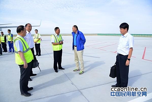 新疆机场集团总经理张军调研富蕴机场