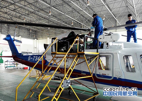 南一飞开展西科斯基S76D直升机专项安全检查