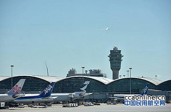 企图偷乘客财物，香港机场3名地勤被捕
