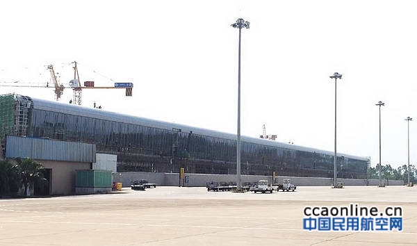 柳州机场完成援琼医疗队返柳包机保障工作