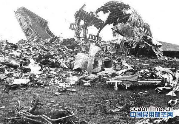 上海機場兩架飛機驚險錯過，真相是這樣的嗎？