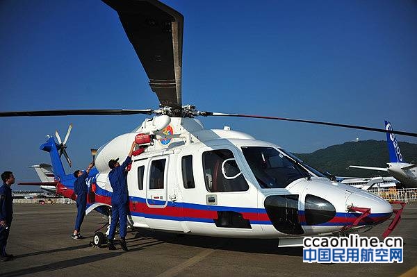 南一飞西科斯基S76直升机为珠海航展保驾护航