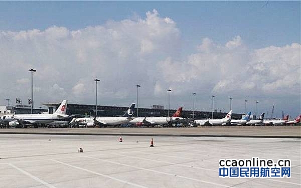 受台风“轩岚诺”影响，温州机场多趟航班停飞