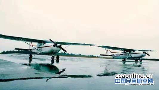四川龍浩航校再進2架賽斯納C172飛機