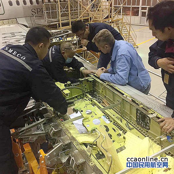 四川飞机维修完成亚太首架鲨鳍小翼无预留改装