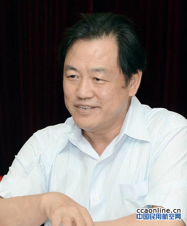 中国航协理事长李军：民航发展的强劲态势与爬坡过坎
