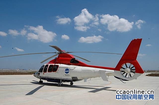 中信海直EC155直升机成功营救5名遇险船员