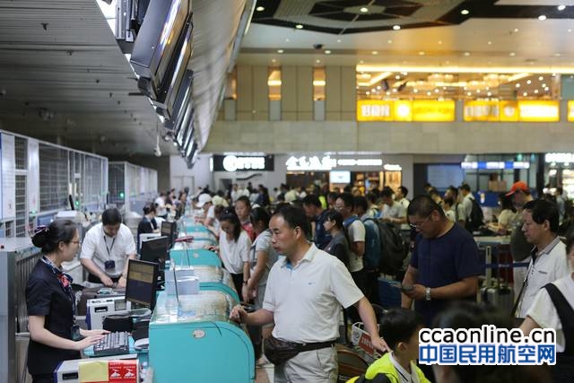 黑龙江机场集团上半年完成旅客吞吐量1199.8万人次，同比增长12.1%