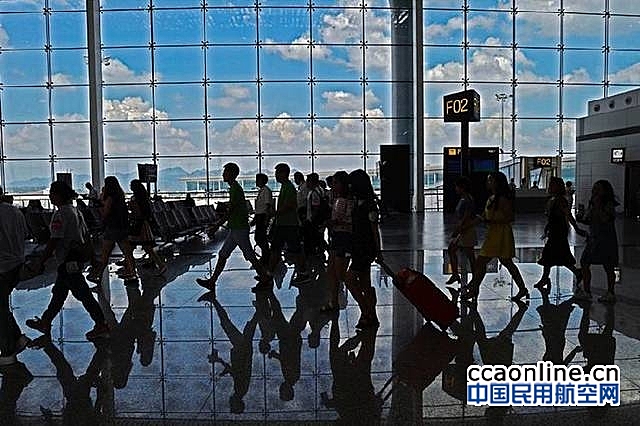 重庆江北机场预计迎送旅客355万人次