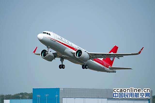 四川航空接收其首架空客A320neo飞机