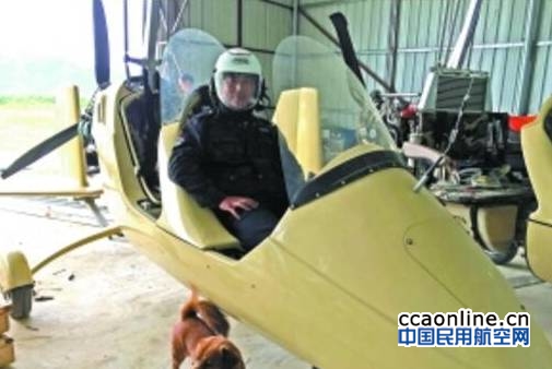 “农民”机长11年造200架飞机，获数百架国外订单