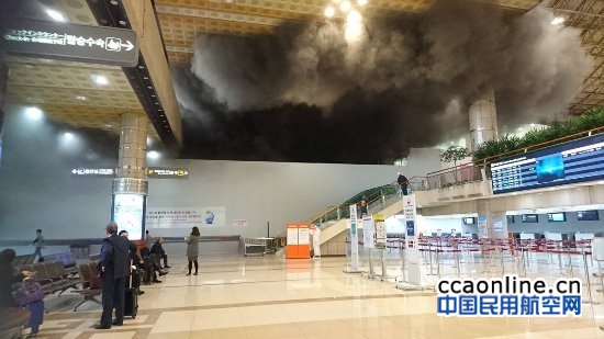 韩国金浦机场突发大火冒黑烟，台湾赴韩航班被殃及