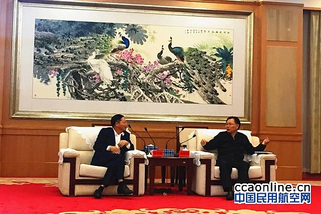 红土航空董事长黄茂斌、总裁刘钢拜会云南省领导
