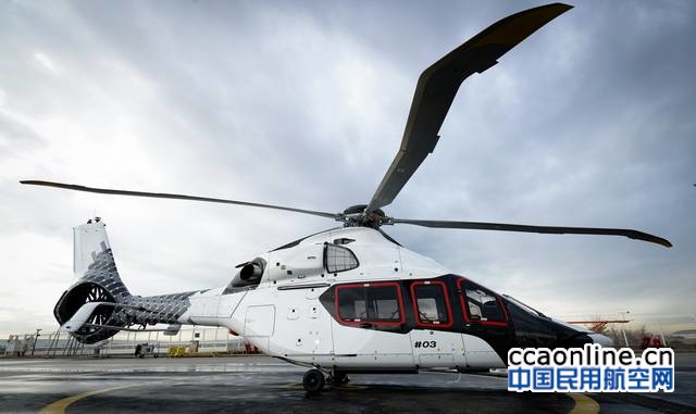 空客直升机第三架H160原型机使用碳纤维涂装