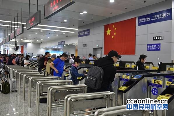 上海浦东机场口岸出入境人数首破3500万